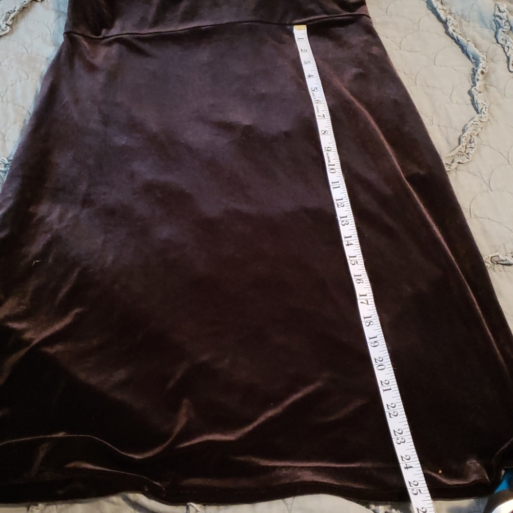 Dress - Picture 3 of 10